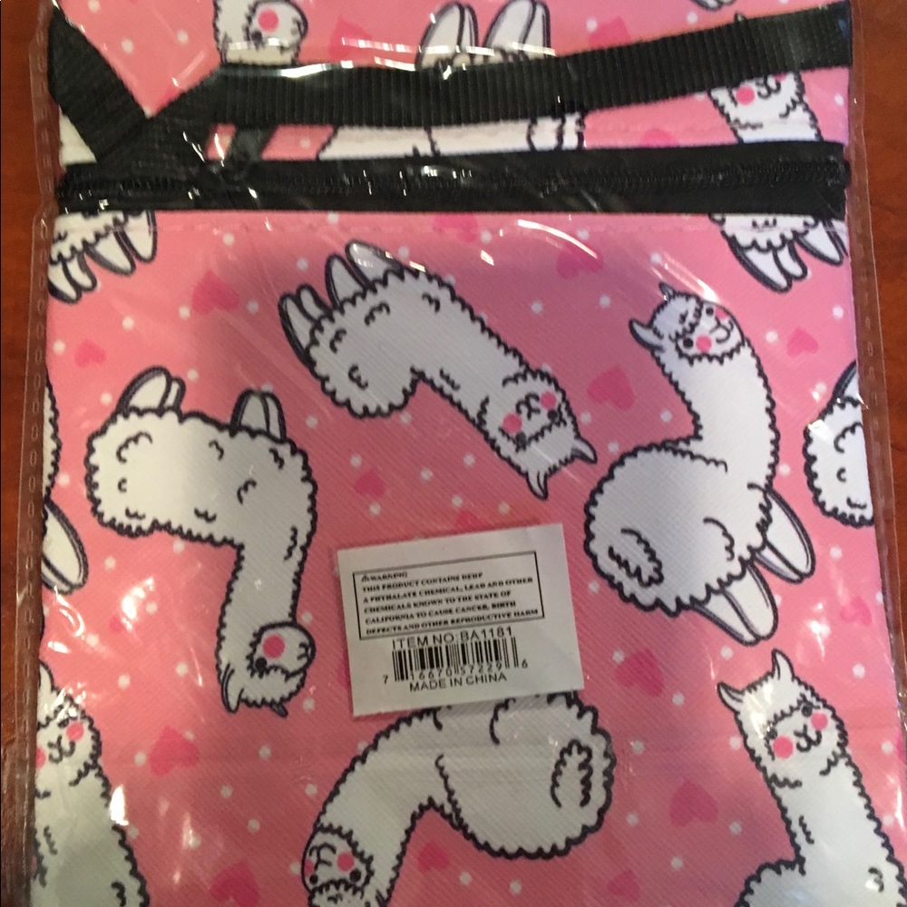 🦙LLAMA PRINT MINI MESSENGER BAG🦙 - Picture 2 of 5